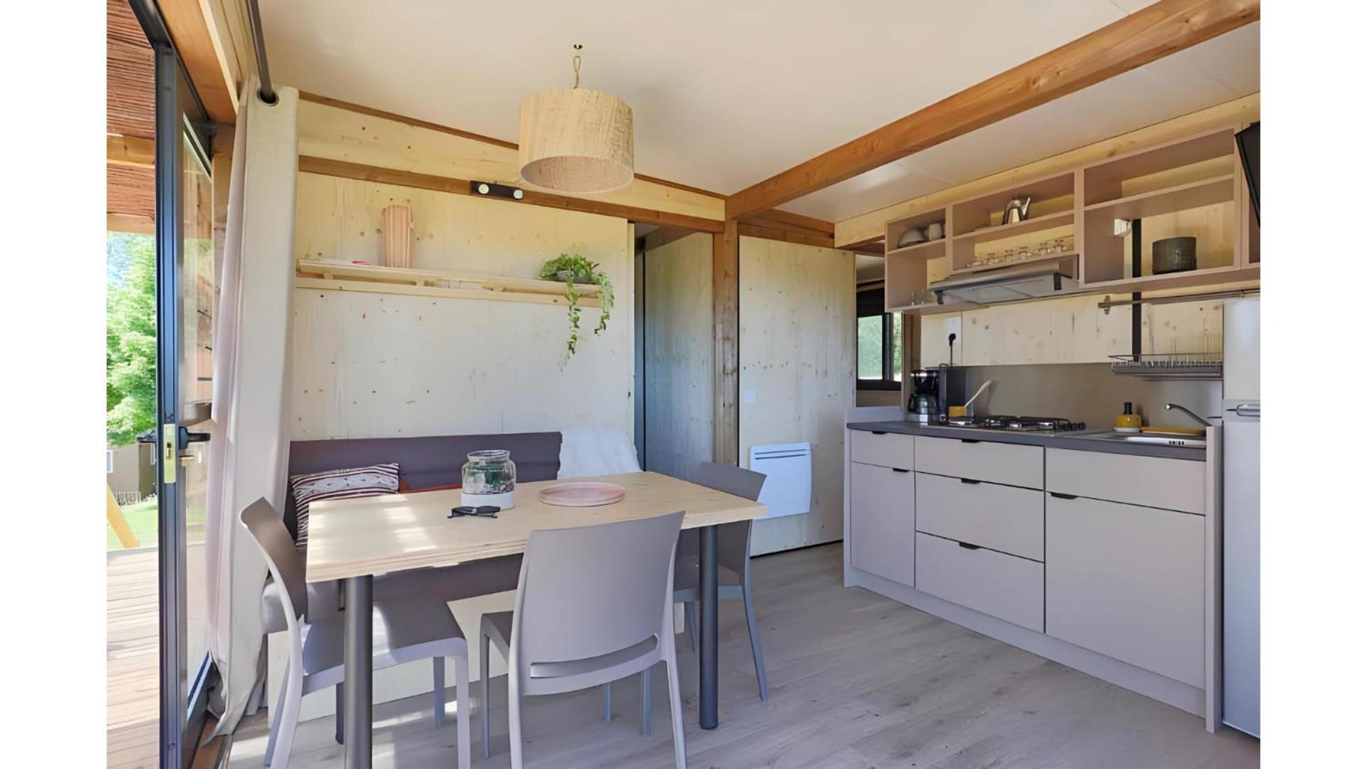 Chalet Les D'emeraude Maisod